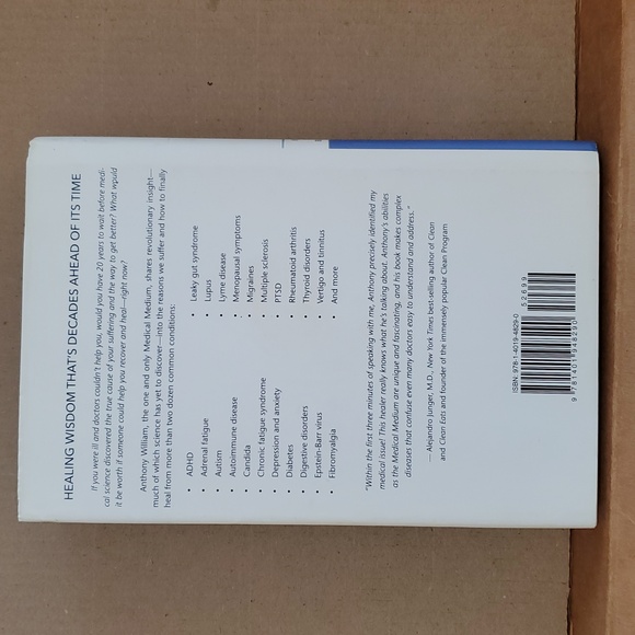 ☤ Medical Medium: Secrets Behind Chronic and Mystery Illness 📚 - Picture 2 of 12
